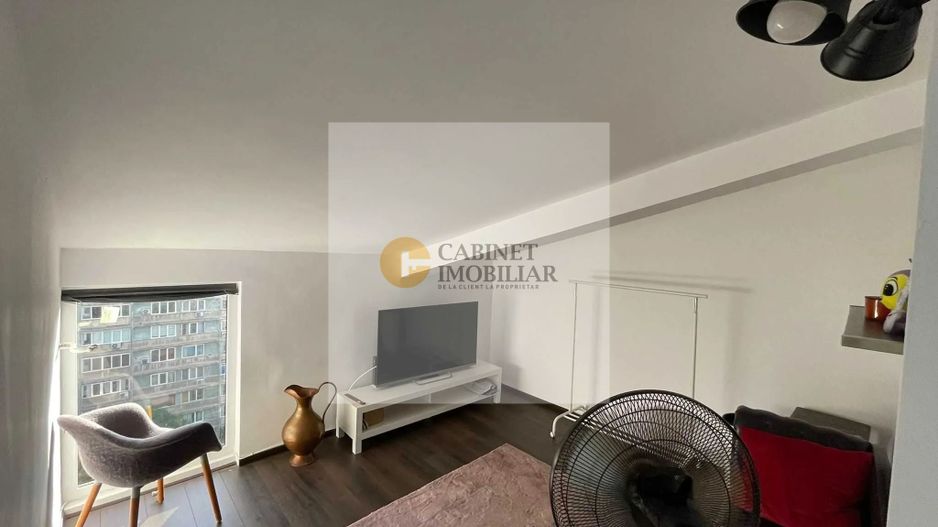 Garsoniera | Bulevard Nicolae Balcescu | Mansarda | Renovata - Poză 2