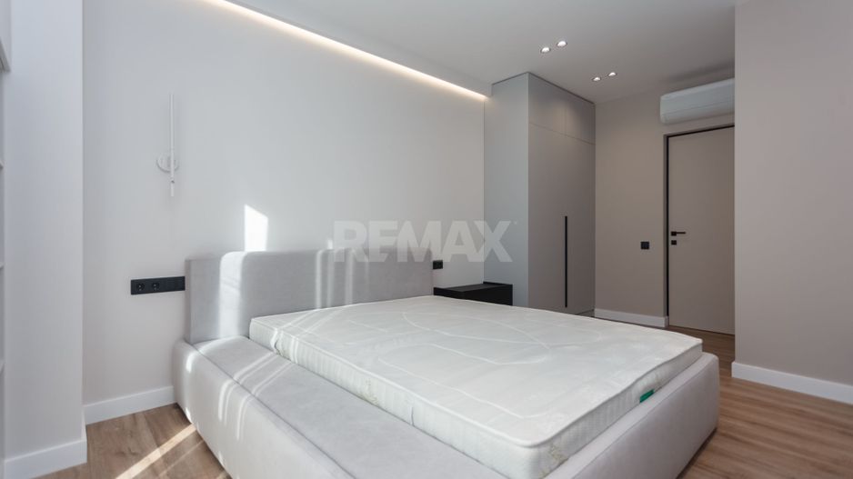 De închiriat apartament, 2 dormitoare, str. Teatrală 3, Centru. - Poză 14