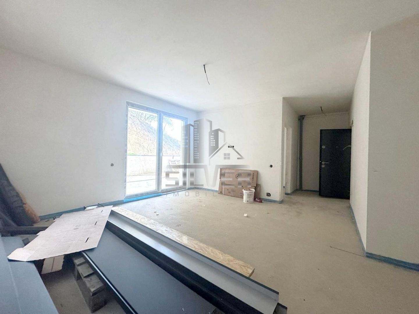 Apartament cu 3 camere dec.+TERASA de 60 mp. - Poză 5