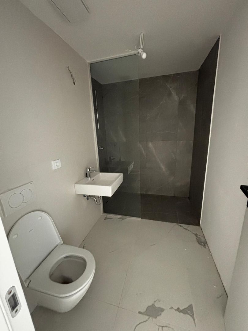 2 Camere Akcent City Bloc Nou I Metrou Jiului - Poză 9