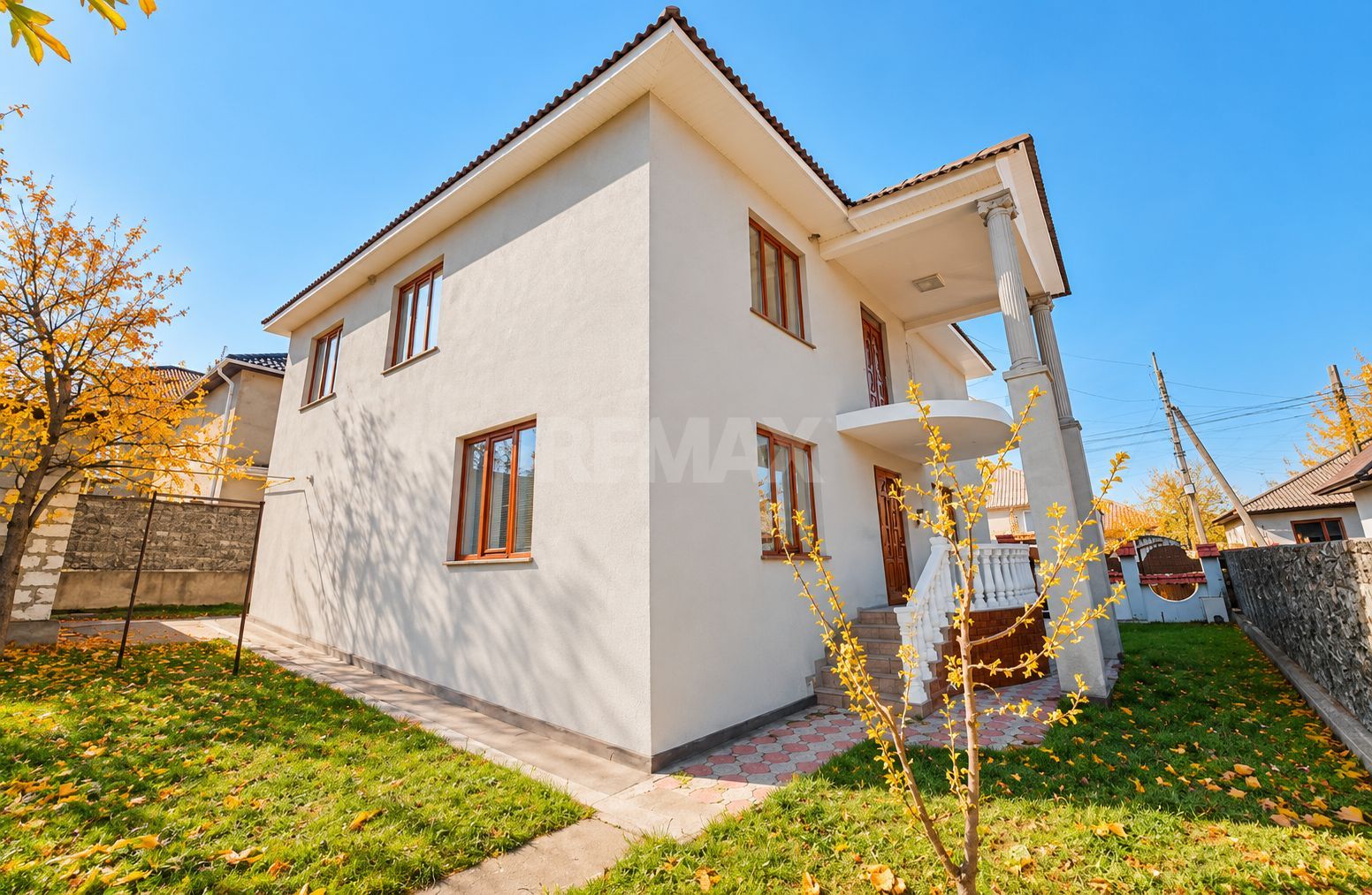 De Vinzare Casa în 2 nivele or. Orhei, - Poză 3