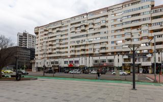 Apartament 3 camere de vânzare, Ultracentral, Bacău - Poză 25