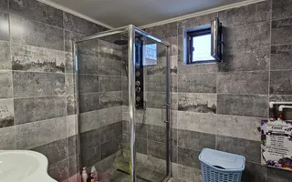 Casă / Vilă cu 5 camere de vânzare în Craiova - Poză 14