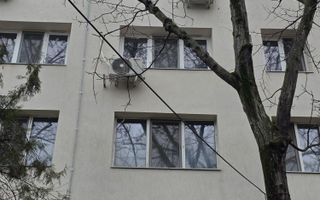 APARTAMENT 3 CAMERE ZONA DRUMUL TABEREI - Poză 2