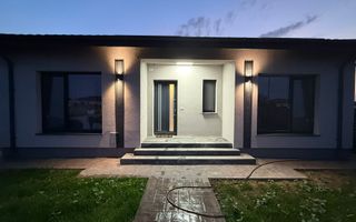 Casa moderna pe parter la Metro / Aeroport cu teren 479mp - Poză 4