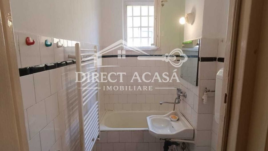 Apartament 2 camere cu garaj Aleea Savinesti - Poză 6