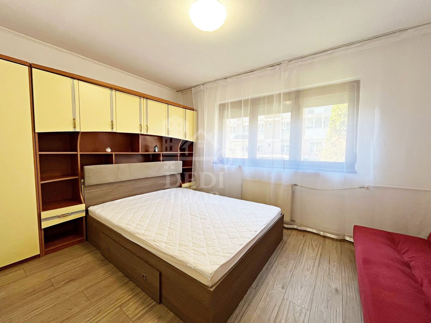Apartament cu 3 camere de inchiriat zona Calea Aradului, Oradea - Poză 3