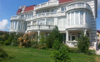 Vila impozanta Iancu Nicolae - Poză 1