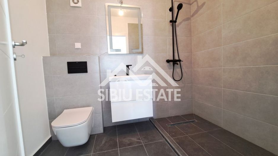 Apartament 4 camere, 2 bai bloc nou cu lift si parcare - Poză 4