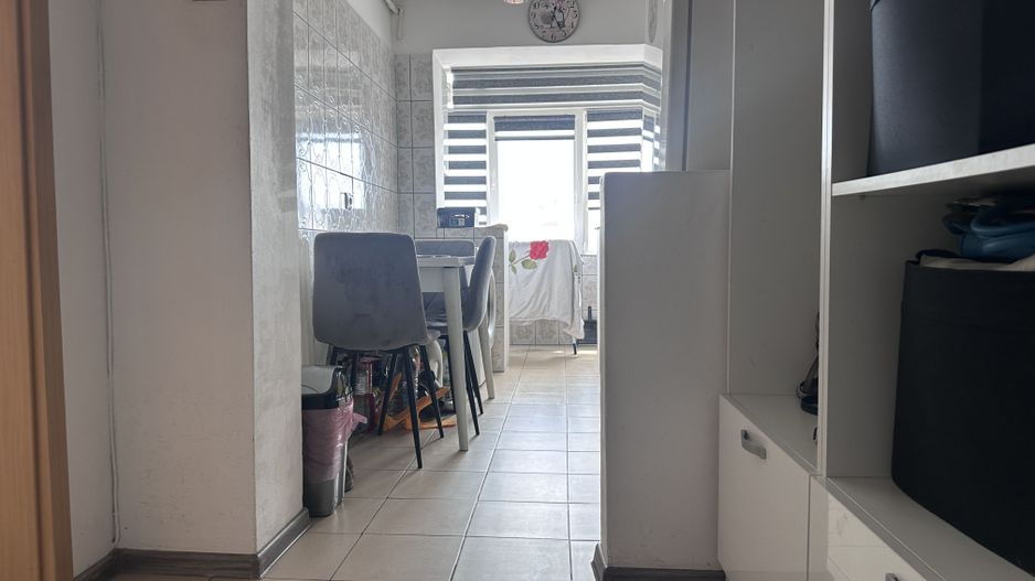 Primitor și luminos! Vânzare apartament cu 2 camere în M6, Târgoviște. - Poză 8