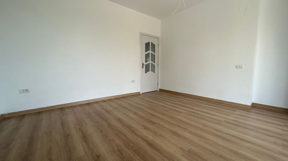Apartament cu 2 camere cu loc de parcare zona Satul de Vacanta Mamaia - Poză 12