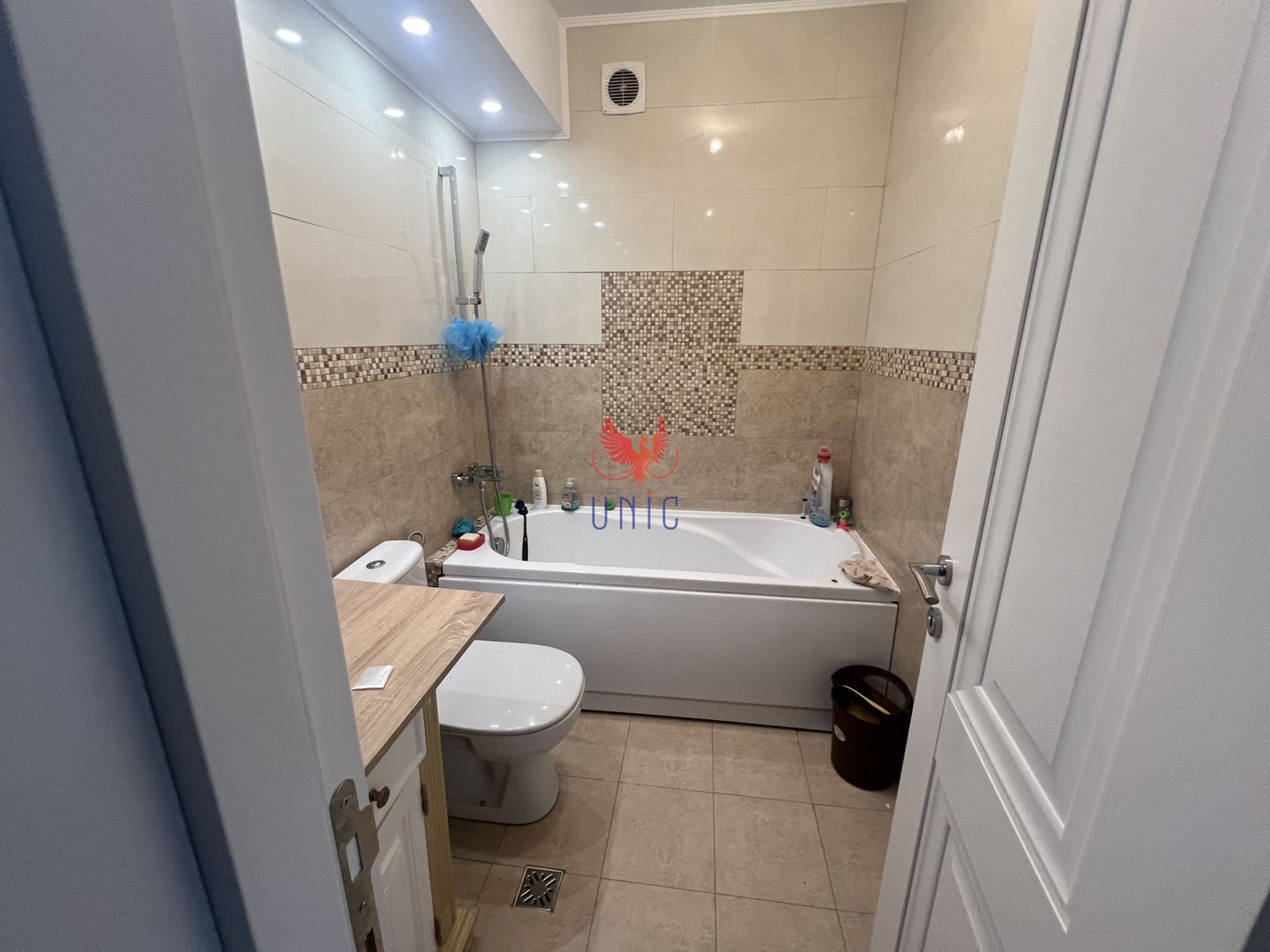 Apartament 3 camere Calea Severinului et 6/10 - Poză 8