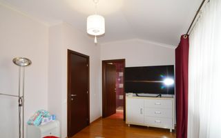 Casă spațioasă de vânzare în Gheorgheni – vedere spre parc - Poză 9