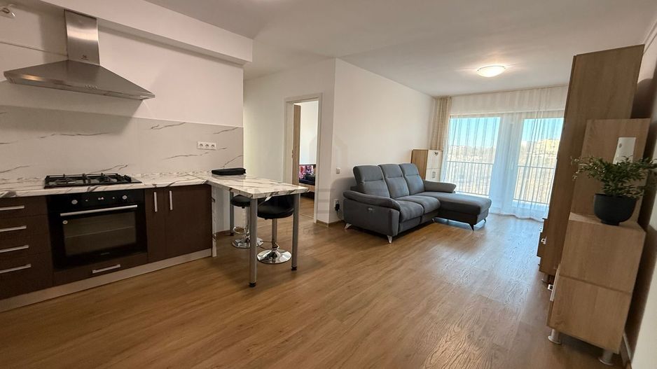 Apartament de inchiriat / 3 camere / strada Frunzisului - Poză 1