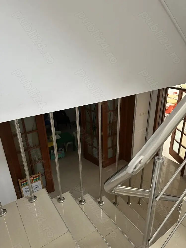 Vila de închiriat  ideală pentru activități educaționale sau office - Poză 4