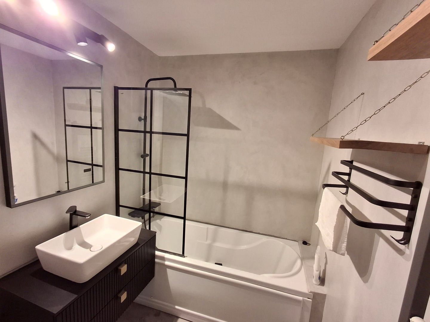 Apartament de inchiriat  2 camere Zona Decebal , Piata Muncii. - Poză 9