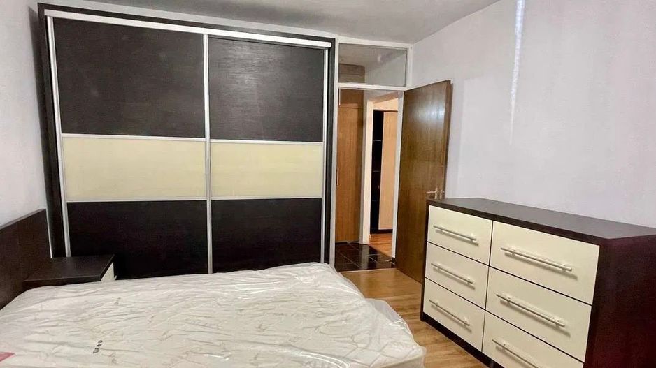 AP. 3 CAMERE GORJULUI, PARCARE, BOILER, MOBILAT MODERN, METROU 3 MIN - Poză 5