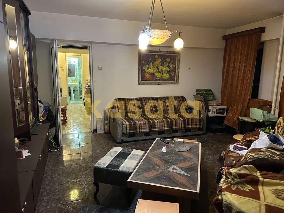 OPORTUNITATE | APARTAMENT 2 CAMERE | ROMANA | DOROBANTI | BLOC 1980 - Poză 3