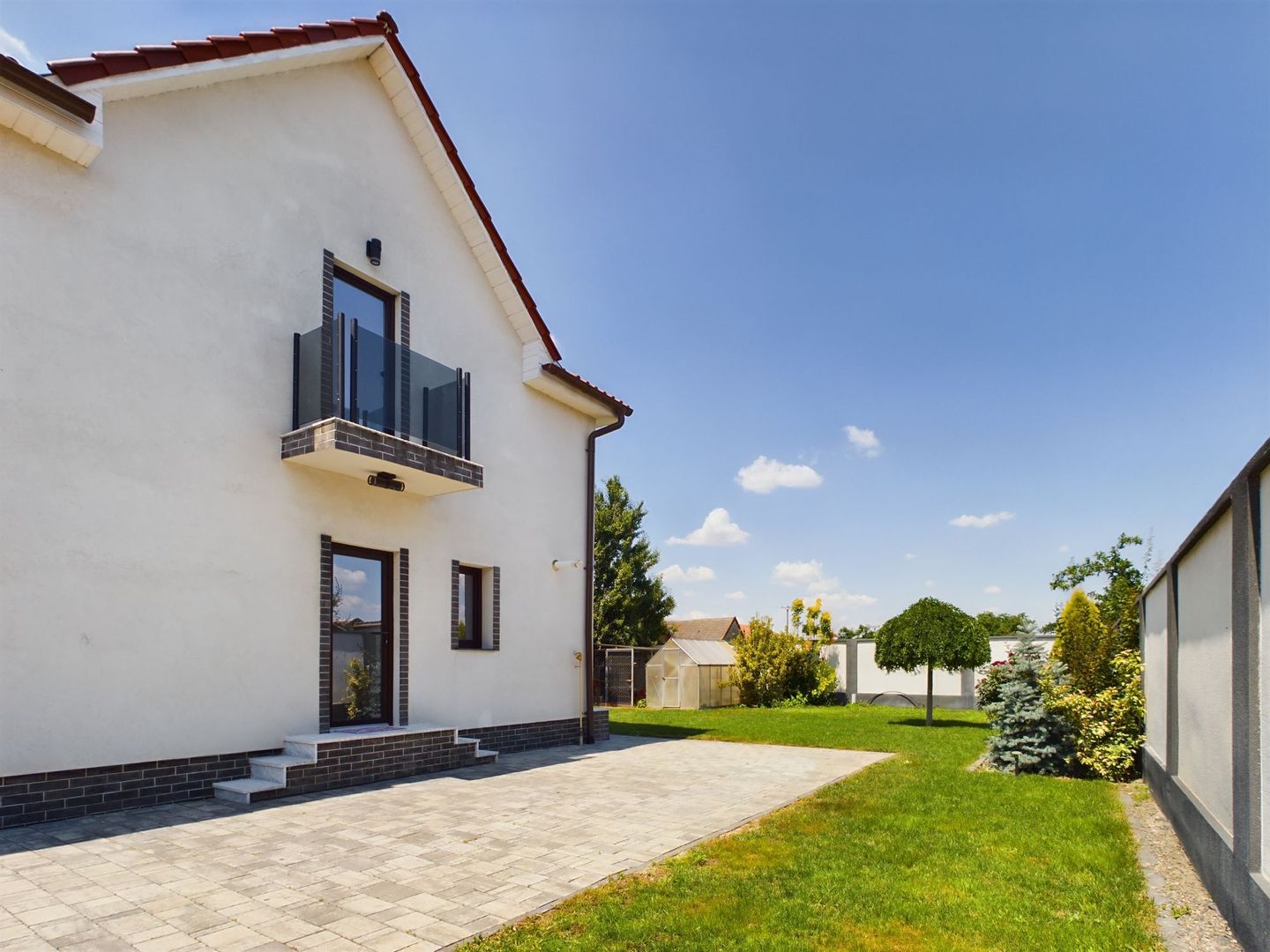 Vilă modernă cu 5 camere Curtici - Poză 13