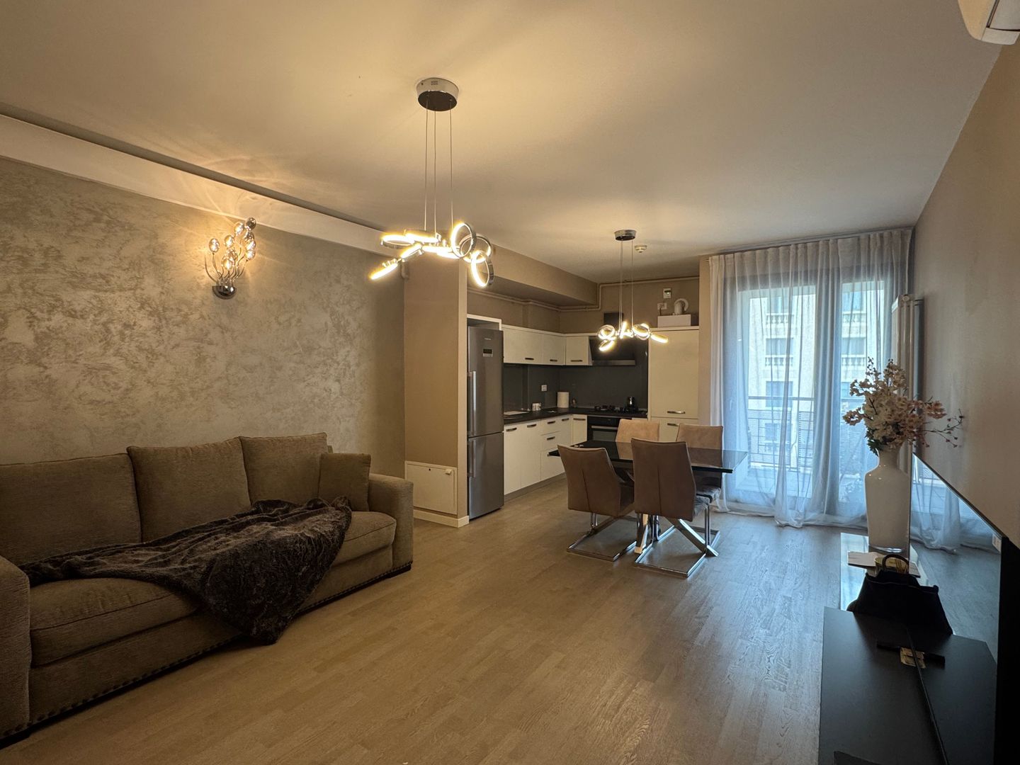 2 camere + Parcare Subterană + Boxă ||  HERASTRAU - Poză 1