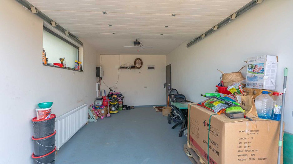 Casă individuală nouă, modernă, în Sânpetru, zona Triaj (Brasov) - Poză 13