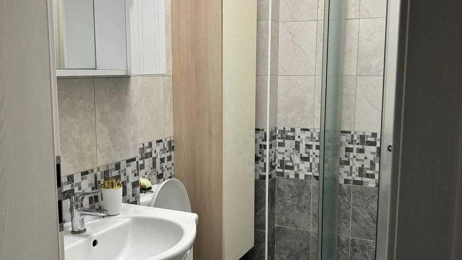 AP.2 CAMERE-APARATORI, CENTRALA PROPRIE, MOBILAT MODERN, METROU - Poză 7