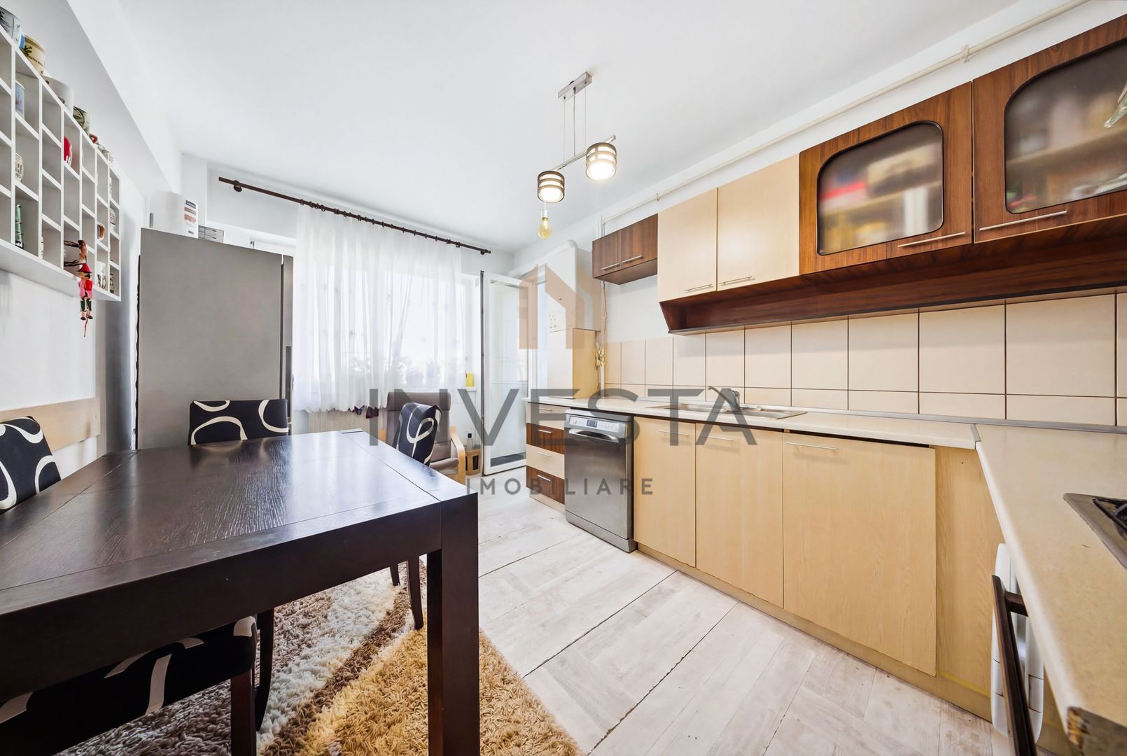 Apartament 2 camere decomandat, 60 mp, etaj intermediar,  zona Alverna - Poză 2