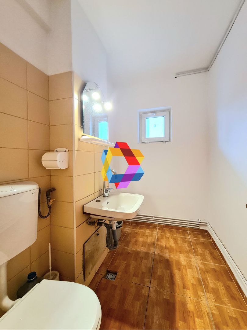 Spatiu comercial de închiriat Brașov - 52 mp # spatii-comerciale-brasov.ro - Poză 8