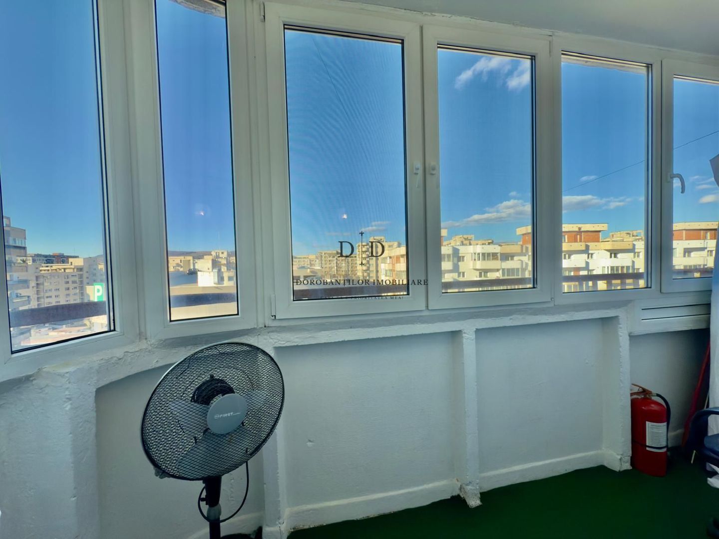 Închiriere apartament 3 camere – Calea Dorobanților-Parcare exterioară - Poză 14