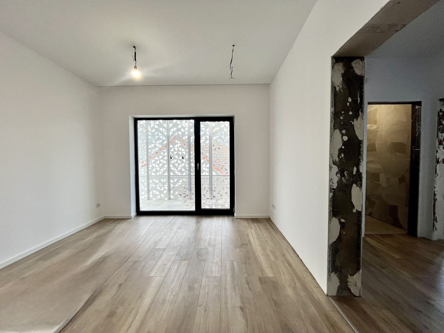 Casa individuala - 149 mp util - terasa rooftop cu jacuzzi de 32 mp - Poză 13