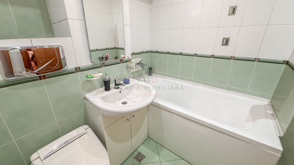 4 camere | Universitate Rosetti | bloc 1980 - Poză 10