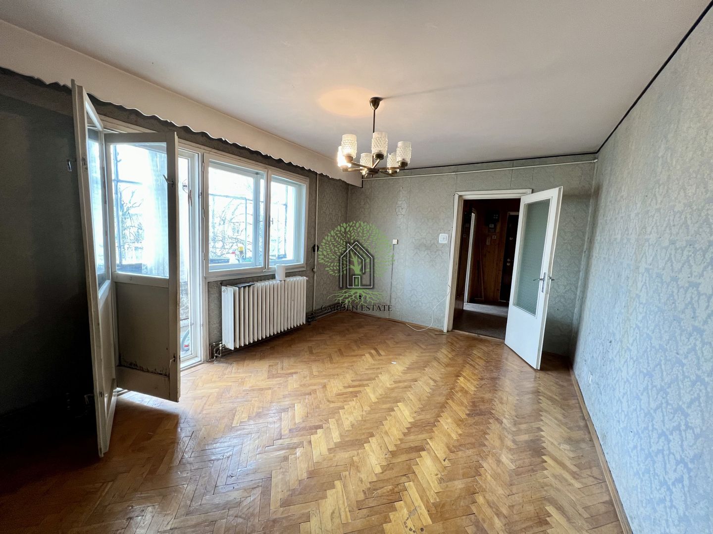 Apartament cu 3 camere in zona Piata Hermes Gheorgheni, - Poză 1