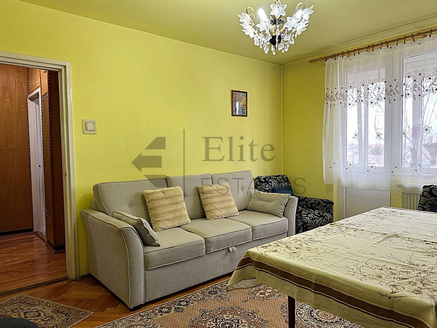 Apartament 3 camere de vanzare in Cantemir, Oradea - Poză 1