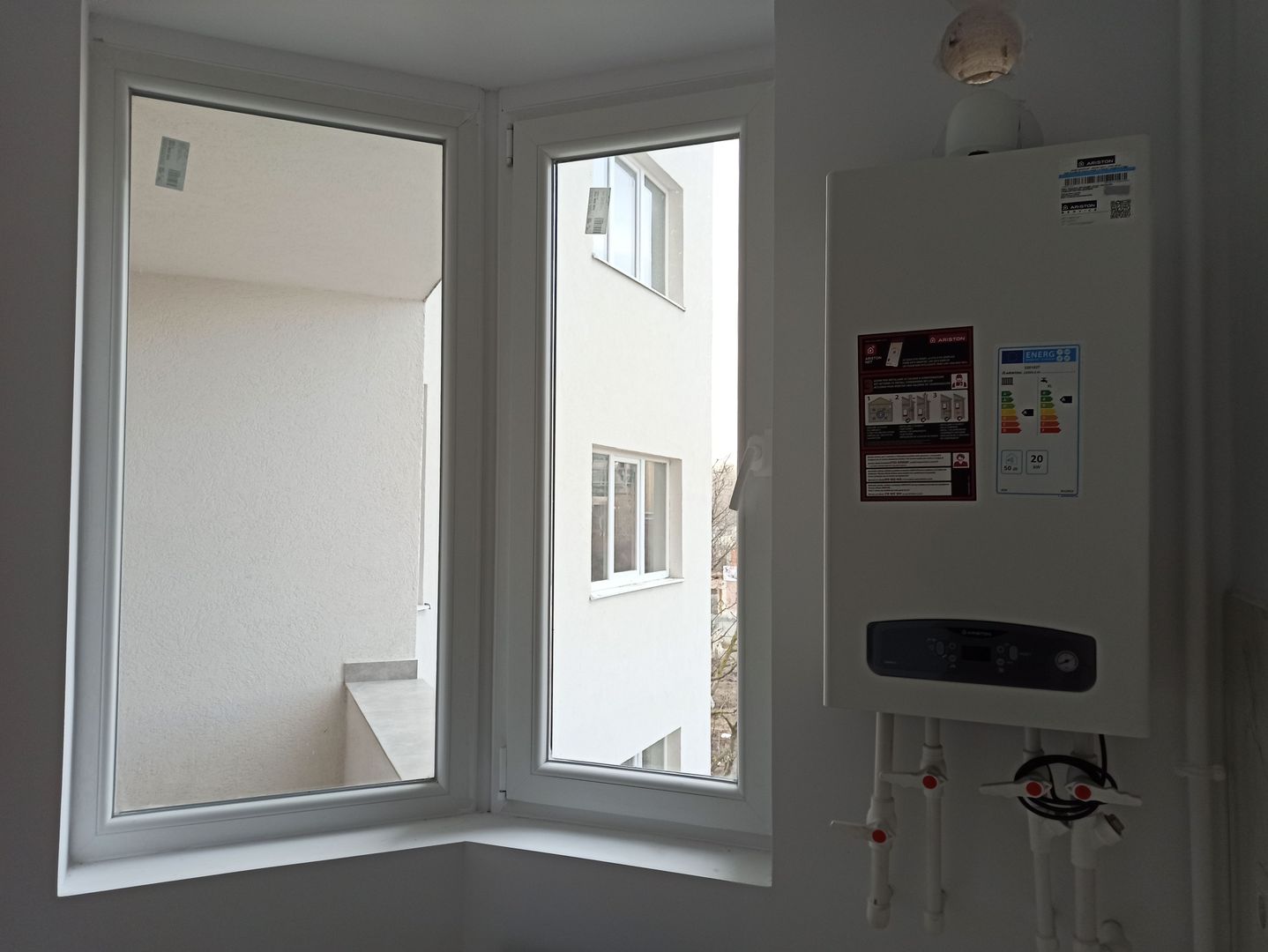 gars,str. Postalionului langa STB 241-10min metrou Ap.Patriei - Poză 7