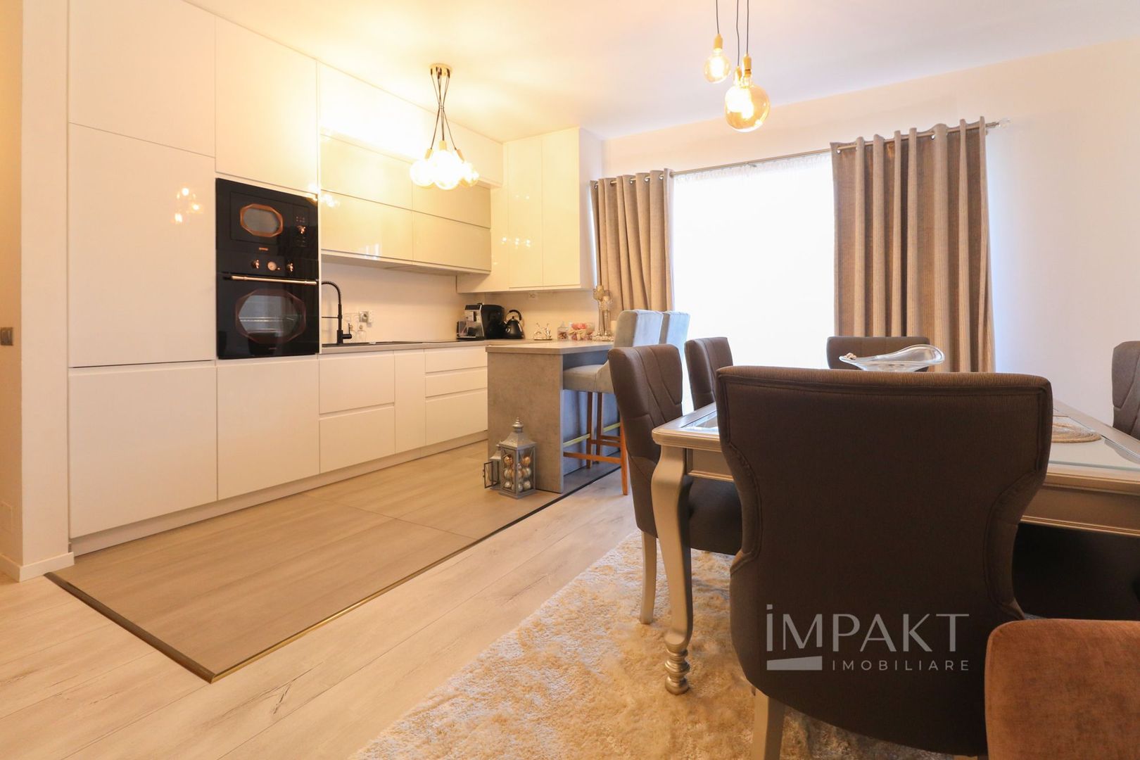 Apartament la cheie cu 2 camere in cartierul Europa - Poză 2