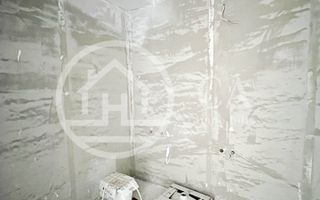 Apartament cu 2 camere de vânzare in Prima Arena, Oradea - Poză 9