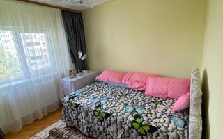 LIDL Nicolina Apartament 2 Camere Decomandat Bloc 1983 - Poză 3