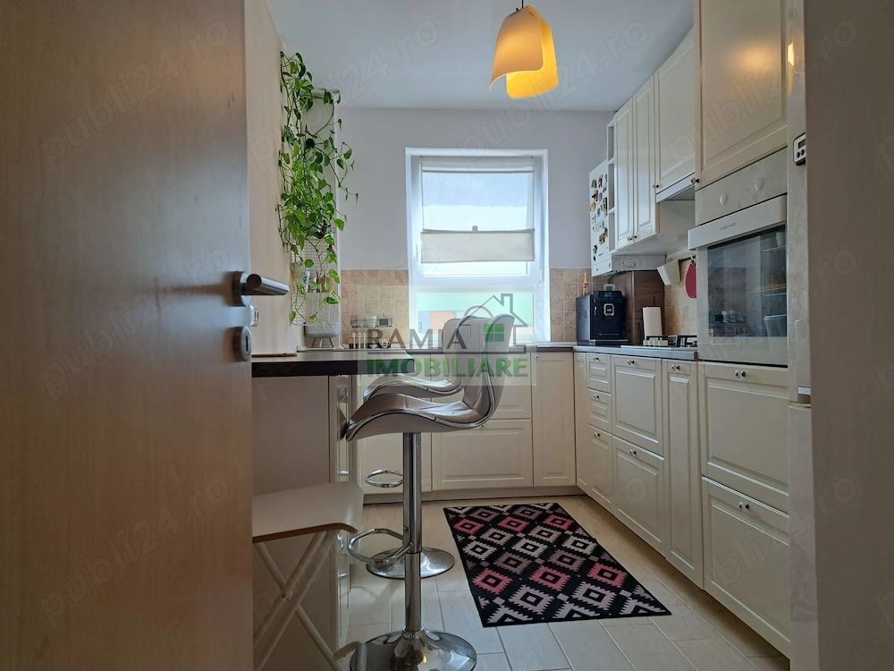 Apartament 3 camere cu loc de parcare , Tractorul - Poză 1