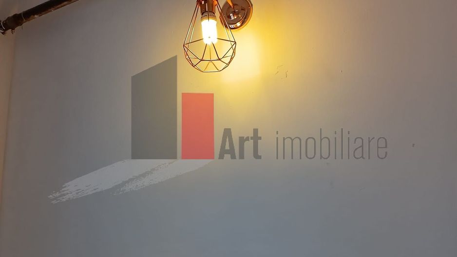 Vila  de inchiriat recent renovata - Poză 16