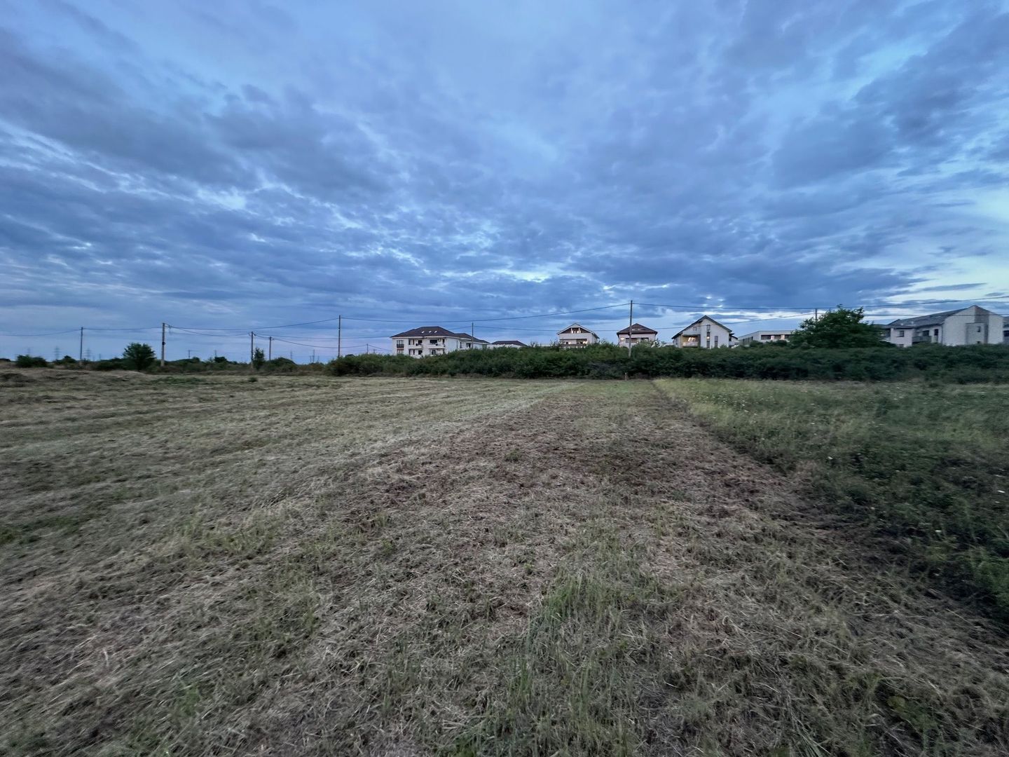 Teren de casa  zona Móricz Zsigmond cu front la Bld Tutea - Poză 3