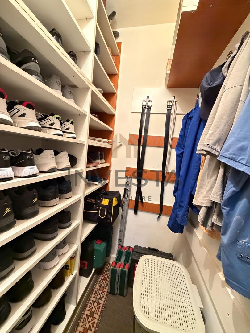 Apartament cu 3 camere pe Aleea Padin ! - Poză 12