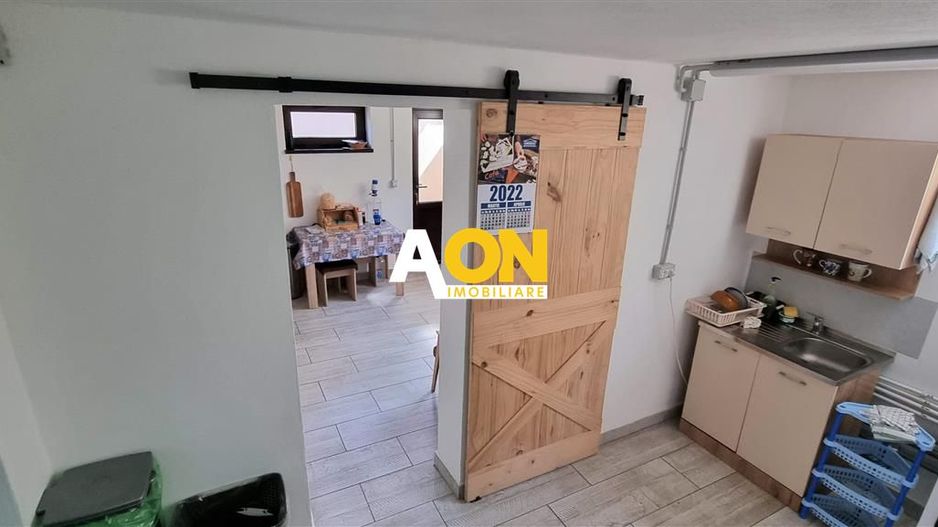 Casa 4 camere finisaje de lux 950 mp teren Com. Ciugud - Poză 18