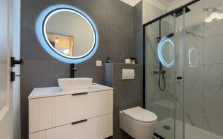 Apartament 2 camere, poarcare, Str Abatorului Floresti - Poză 5