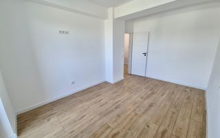 Apartament 3 camere si balcon |  Calea Surii Mici - Poză 1