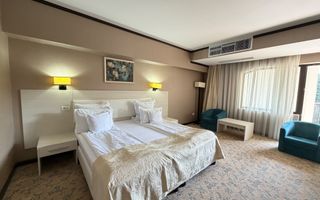 Hotel 4 stele, complet echipat, 85 camere, teren 5000 mp - Predeal - Poză 3