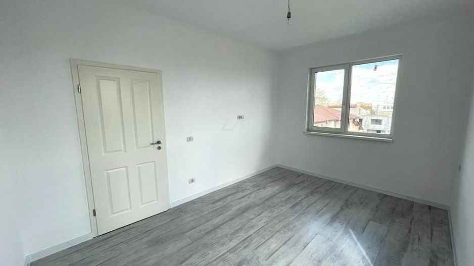 Bloc finalizat. Etaj 1. Loc de parcare. - Poză 3