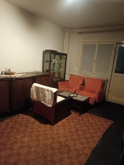 Calea Rahovei proprietar 3 camere ,5/8, decomandat , 1982 - Poză 4