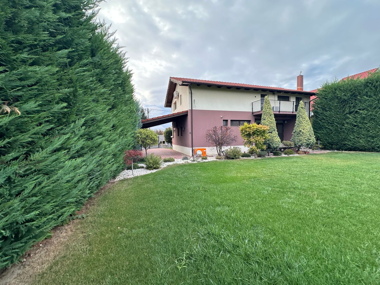 Casă / Vilă cu 4 camere de închiriat în zona Aradului - Poză 15
