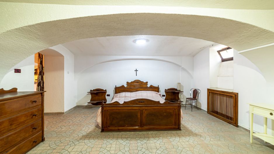Apartament spațios cu 4 camere situat Ultracentral - Poză 5