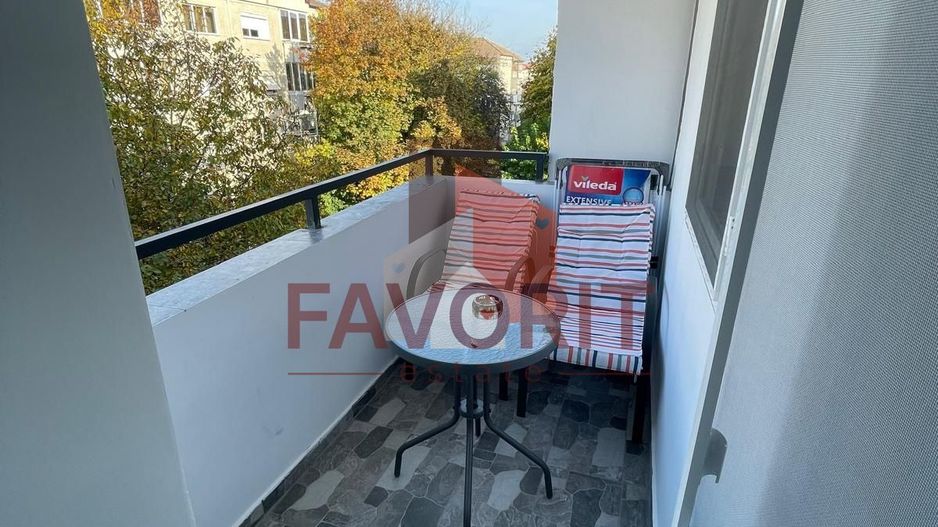 Etaj intermediar. Renovat. Mobilat si utilat - Poză 6